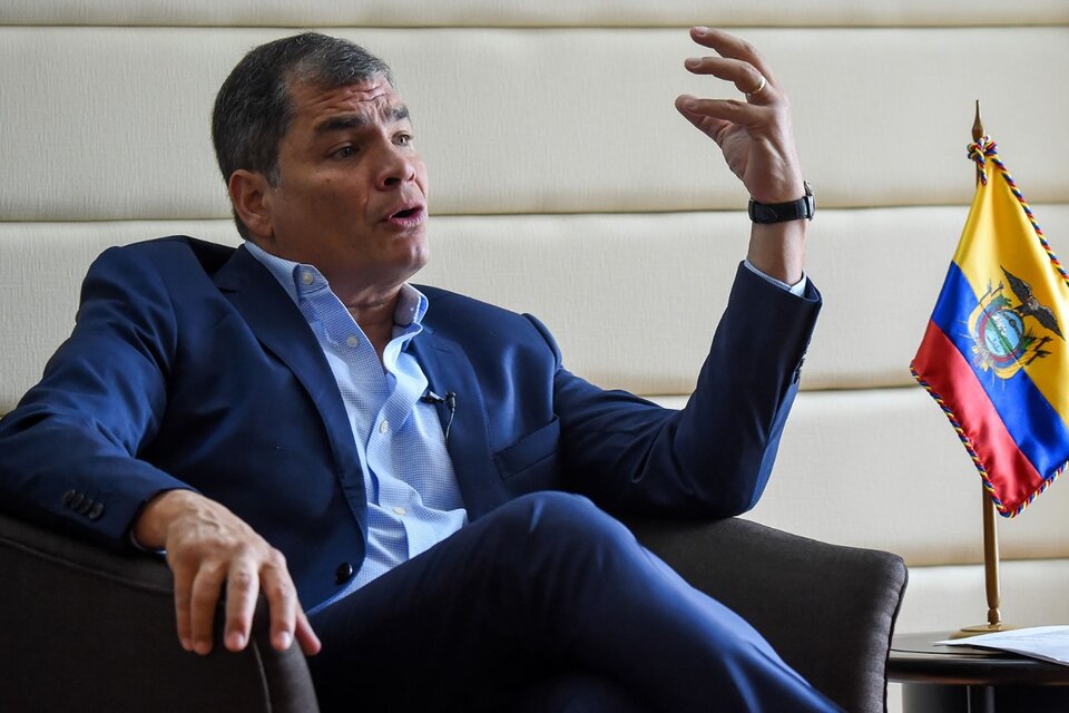 Rafael Correa: «Cambiaron la historia de Ecuador con trampas»